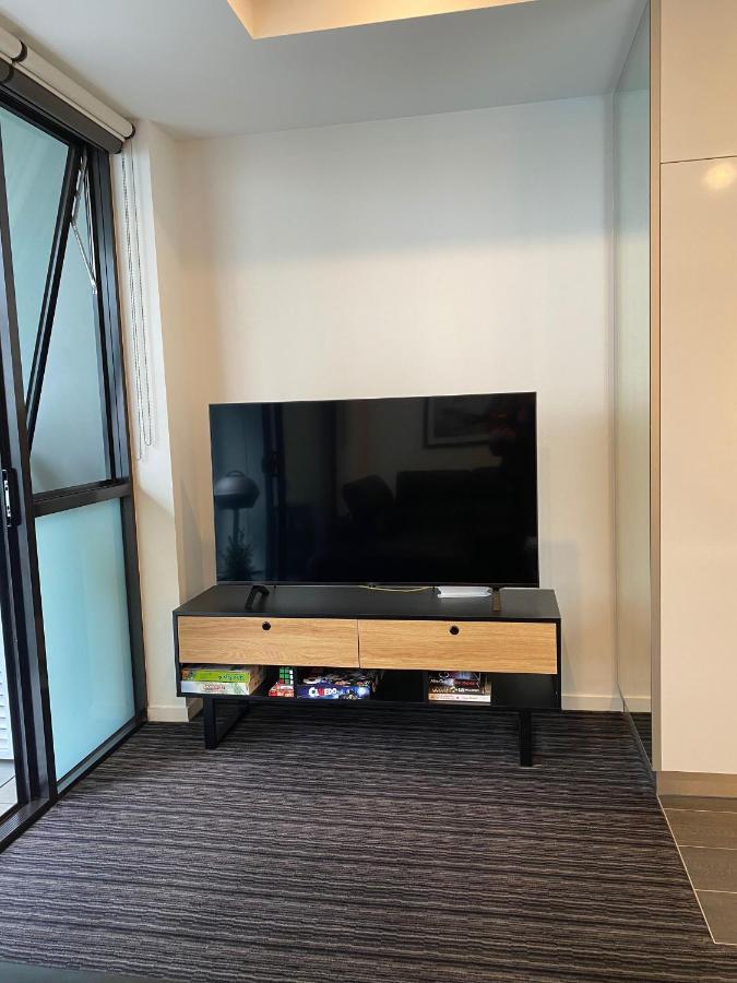 Modern Quiet 1 & 2 Bed Apt Opposite Albert Park Melbourne Buitenkant foto