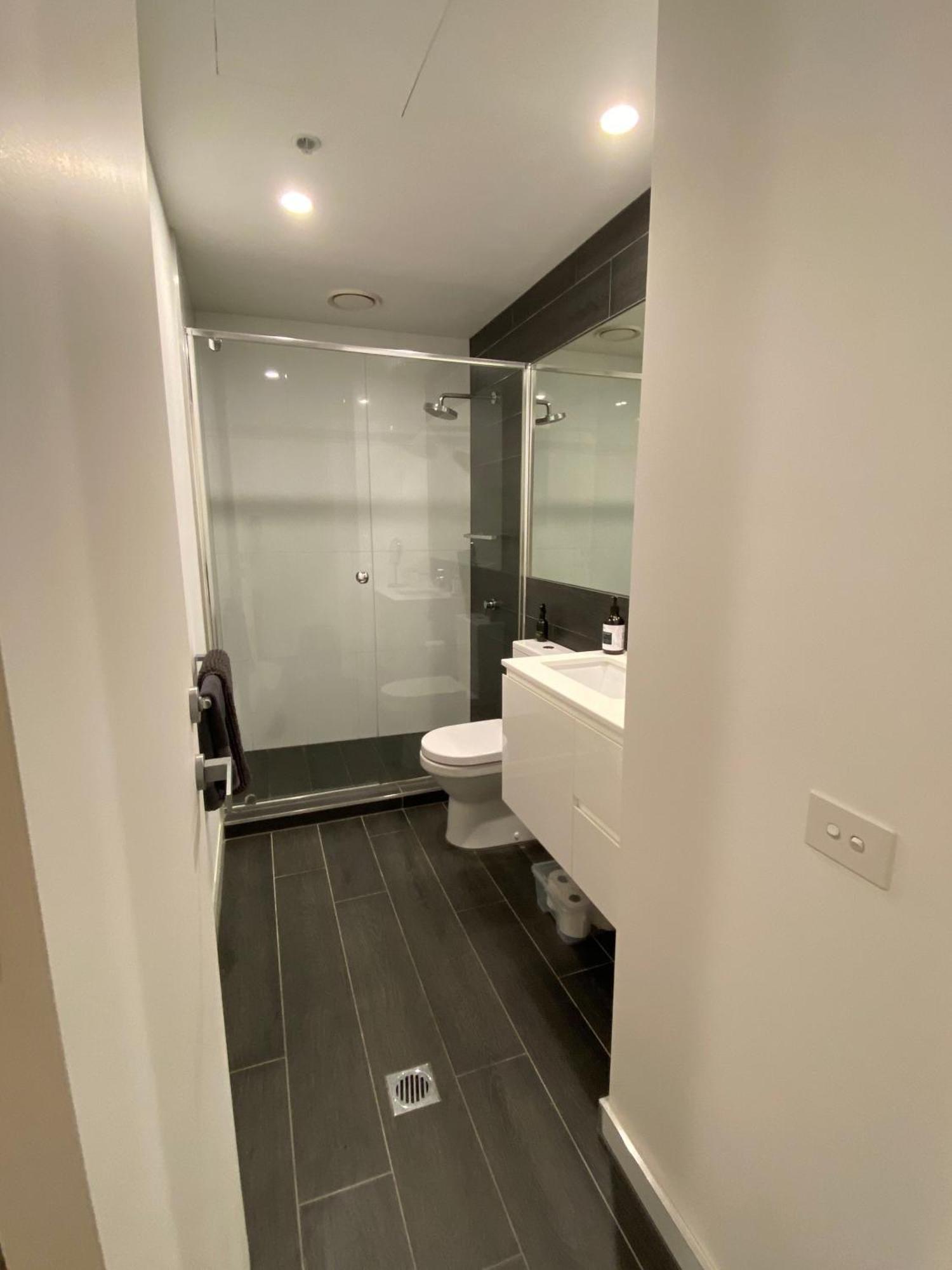 Modern Quiet 1 & 2 Bed Apt Opposite Albert Park Melbourne Buitenkant foto