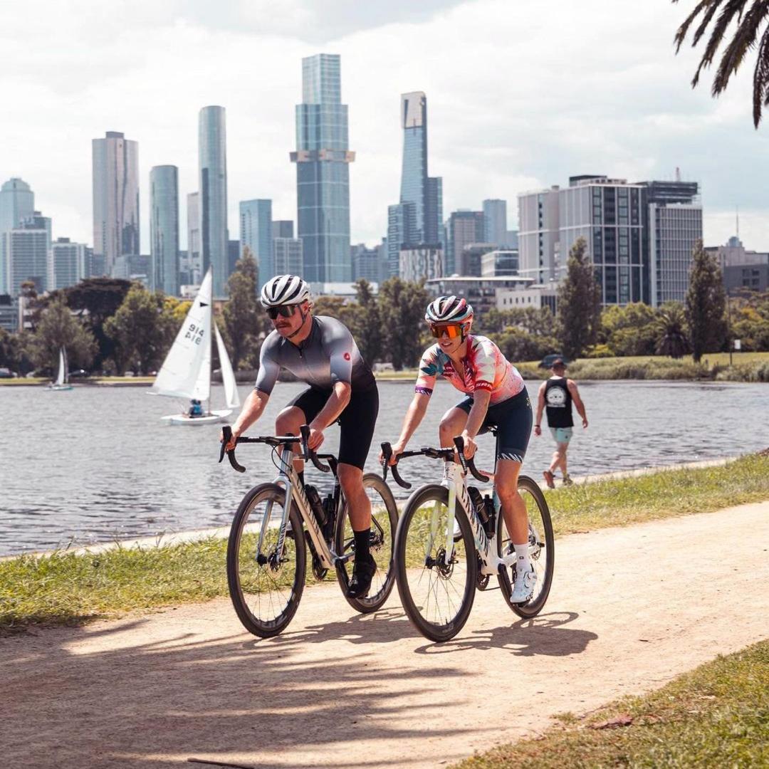 Modern Quiet 1 & 2 Bed Apt Opposite Albert Park Melbourne Buitenkant foto