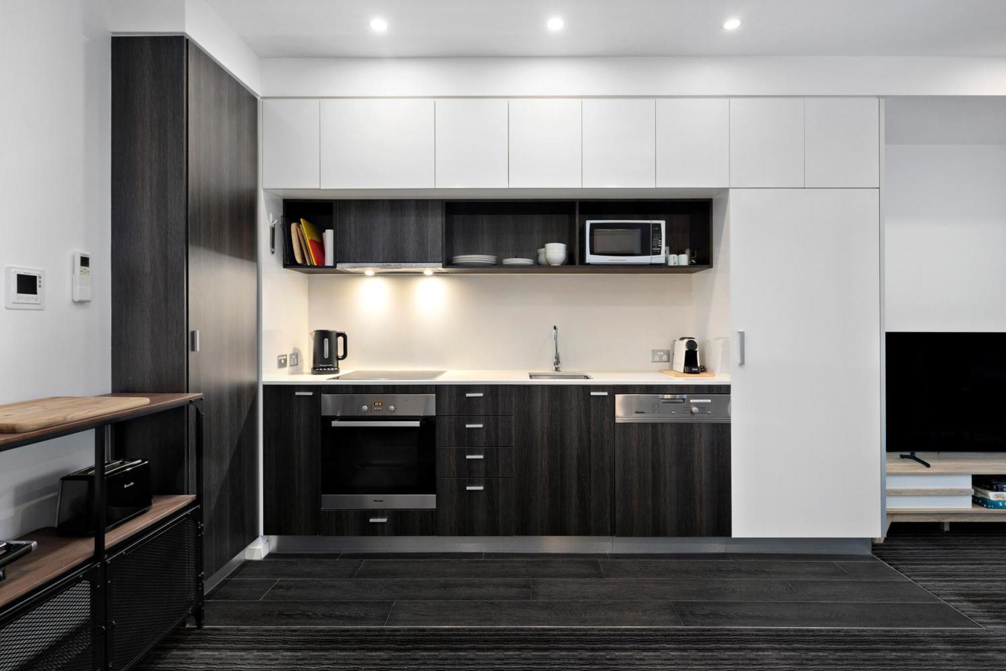Modern Quiet 1 & 2 Bed Apt Opposite Albert Park Melbourne Buitenkant foto